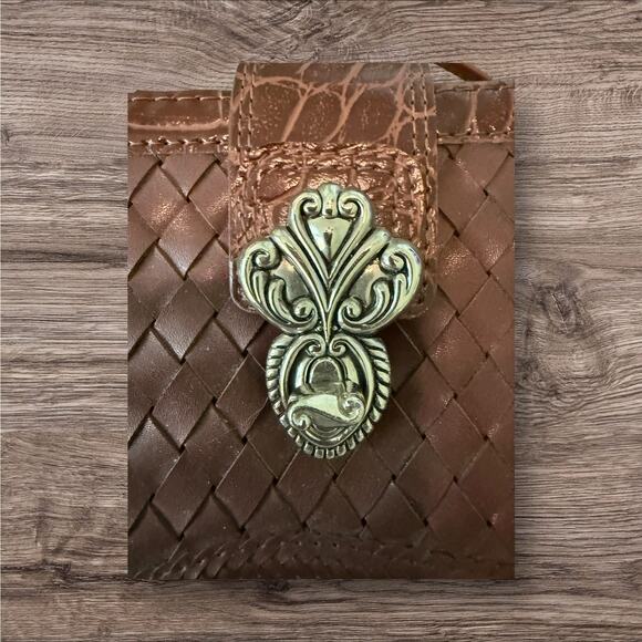 Vintage Western Brown Woven Crossbody Bag w/ Silver Hearts - Picture 3 of 8